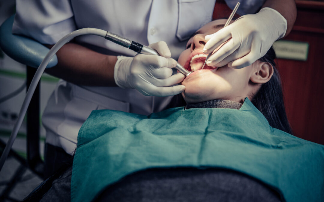 Perché ho paura del dentista? Da dove nasce questa paura irrazionale?